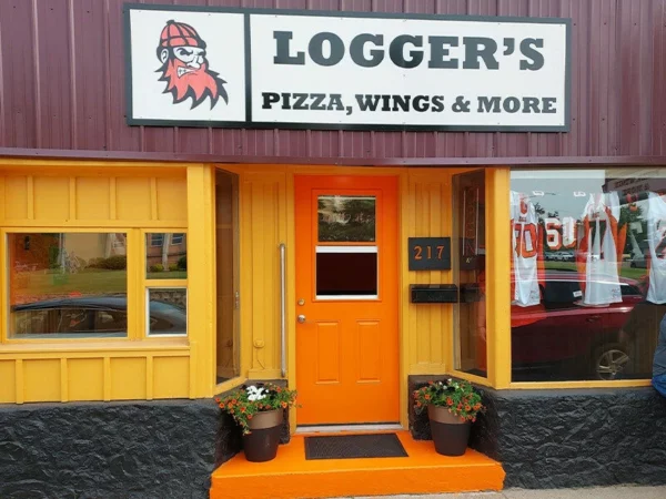 Logger's Pizza and Wings