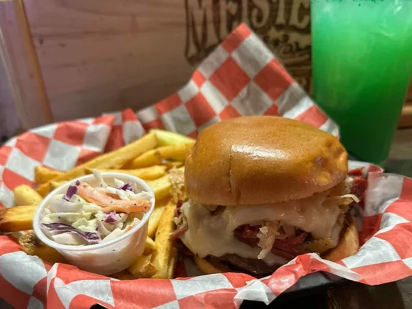 Meister’s Bar & Grill
