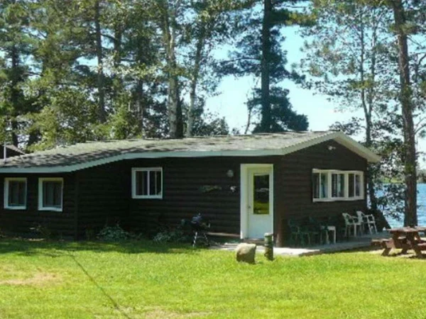 Green Tree Getaway on the Lake