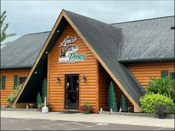 Lena's Northern Pines Resort